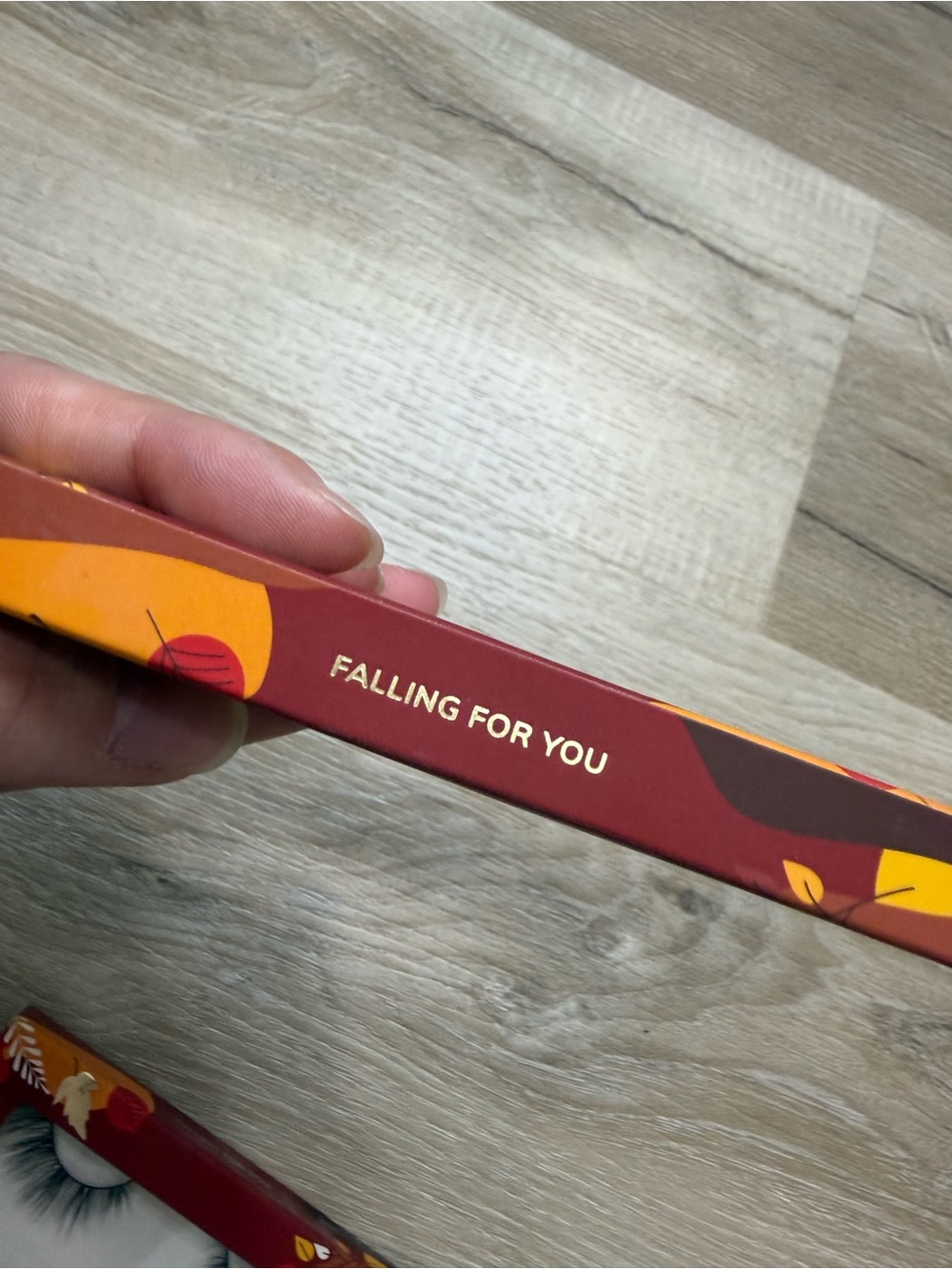 Lilly Lashes | Falling For You - Picture 3 of 3